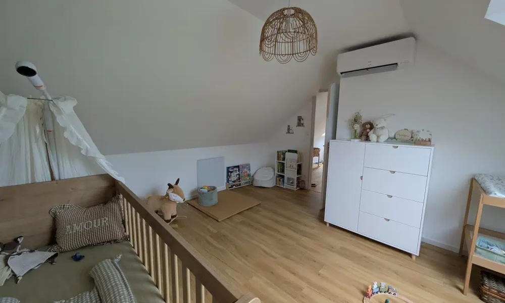 aménagement combles lavardin chambre enfant